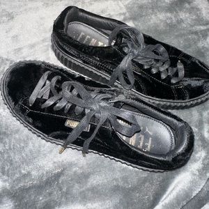 Black velvet pumas size 7.5